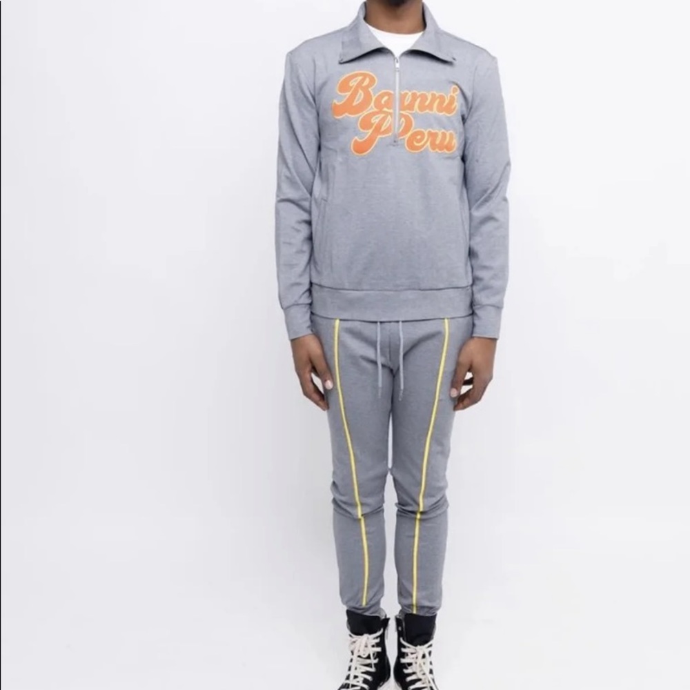 Banni Peru sweatsuit